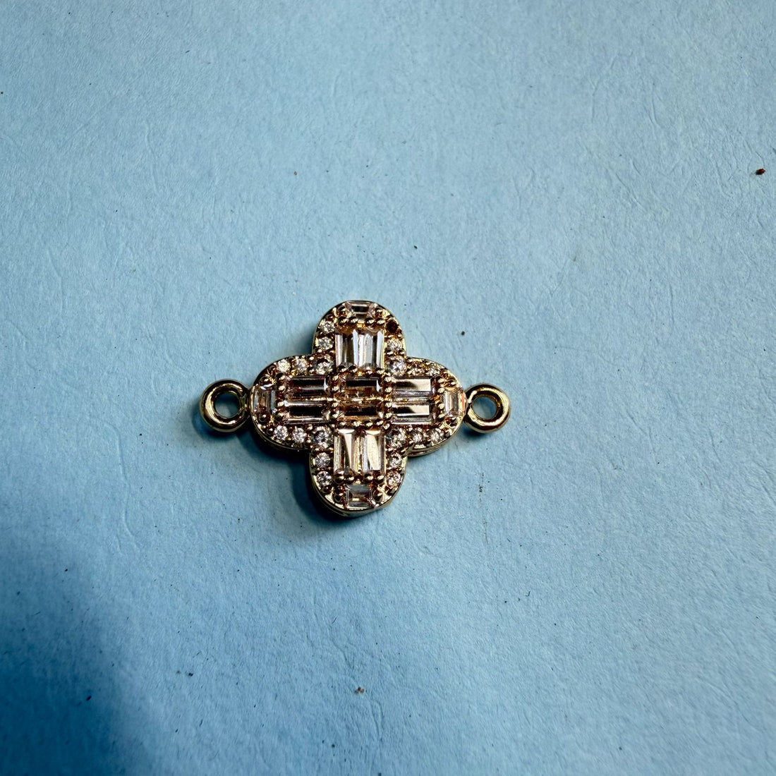 Rakhi diamond charm 149