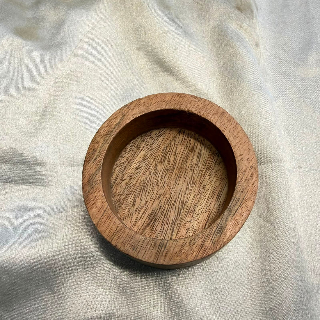 Round wooden base