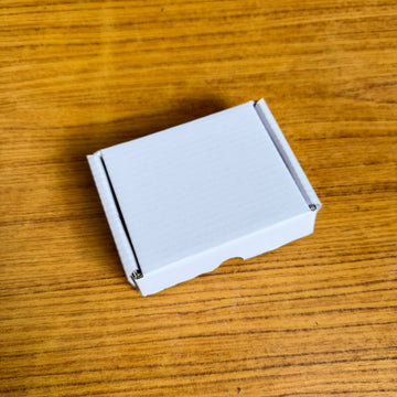 Mailer Corrugated white box