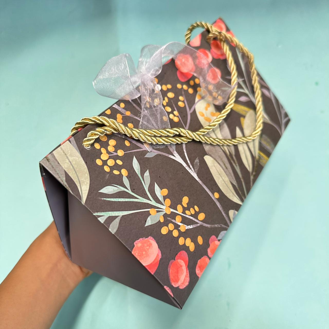 Rakhi hamper box 012