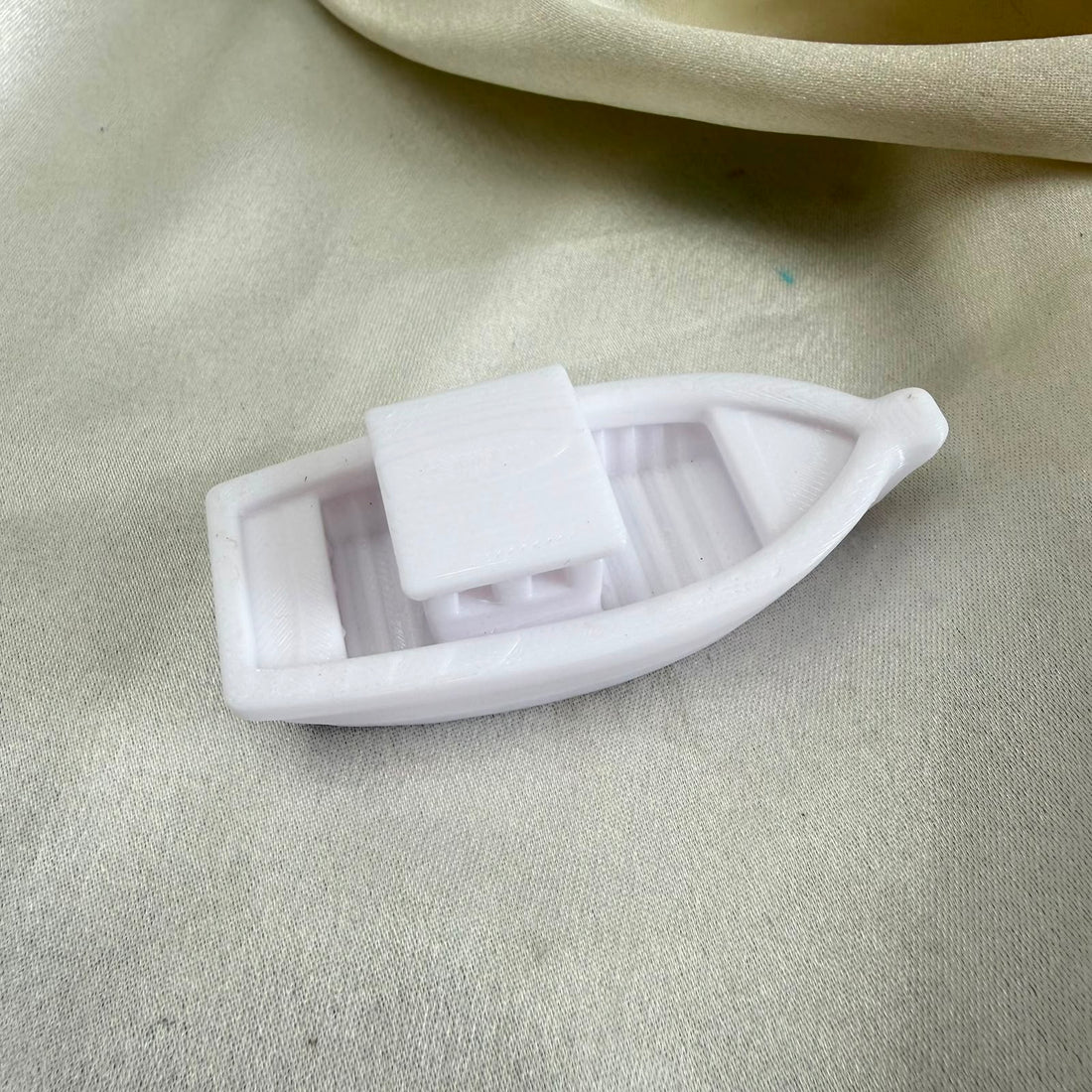 3d boat miniature 001