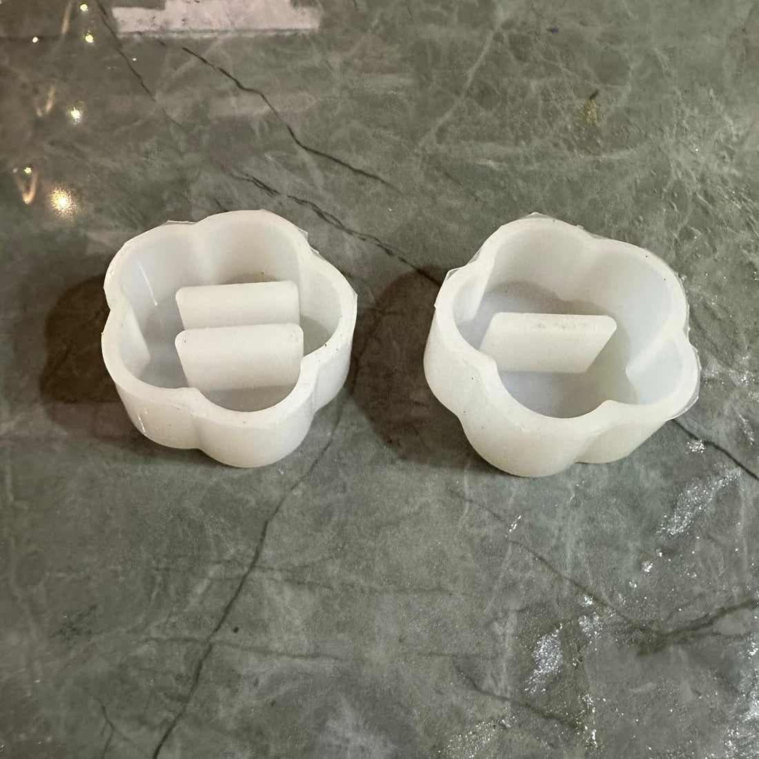 Ring holder mould flower set of 2