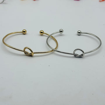 Knot bracelet