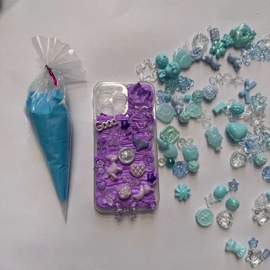 Blue diy phone case kit