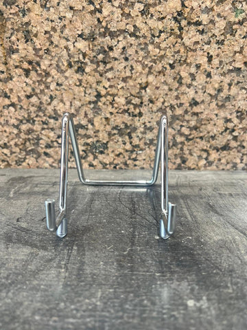 Wire stand silver