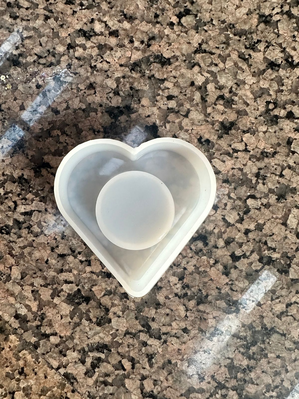 Heart tea light holder