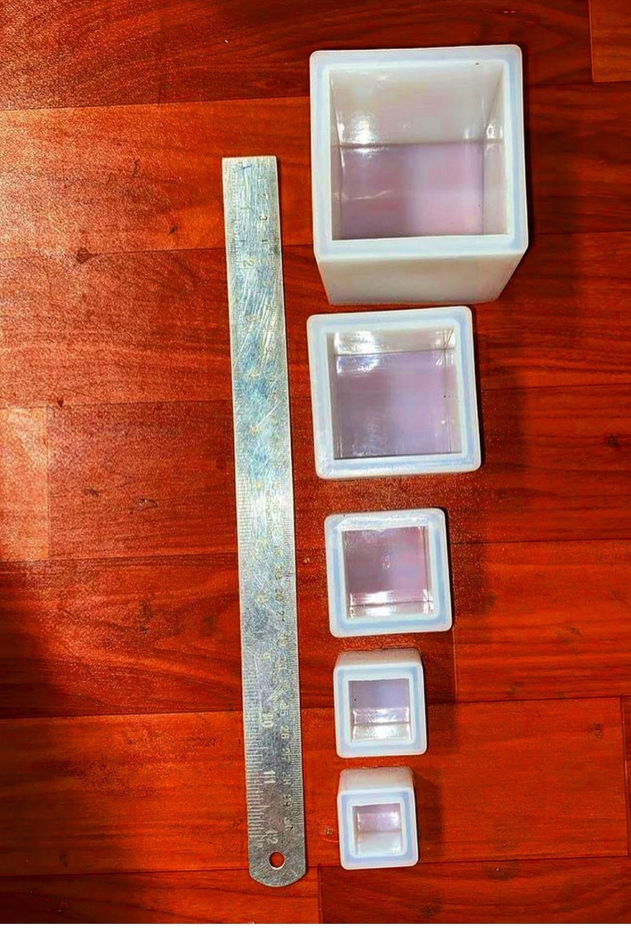 5 in 1 cube mould