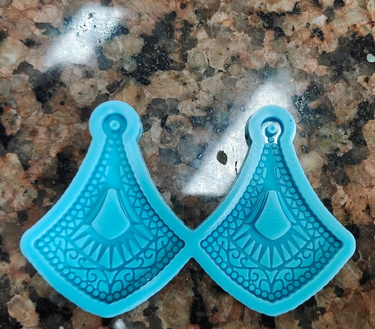 Blue earrings mould 001