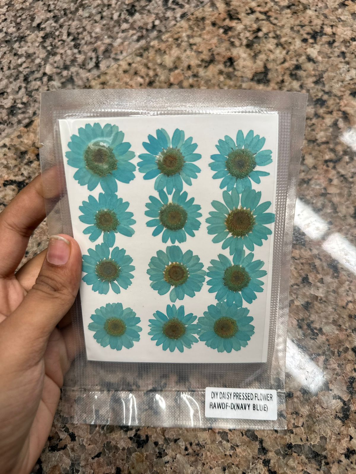 Blue 002 daisy pack