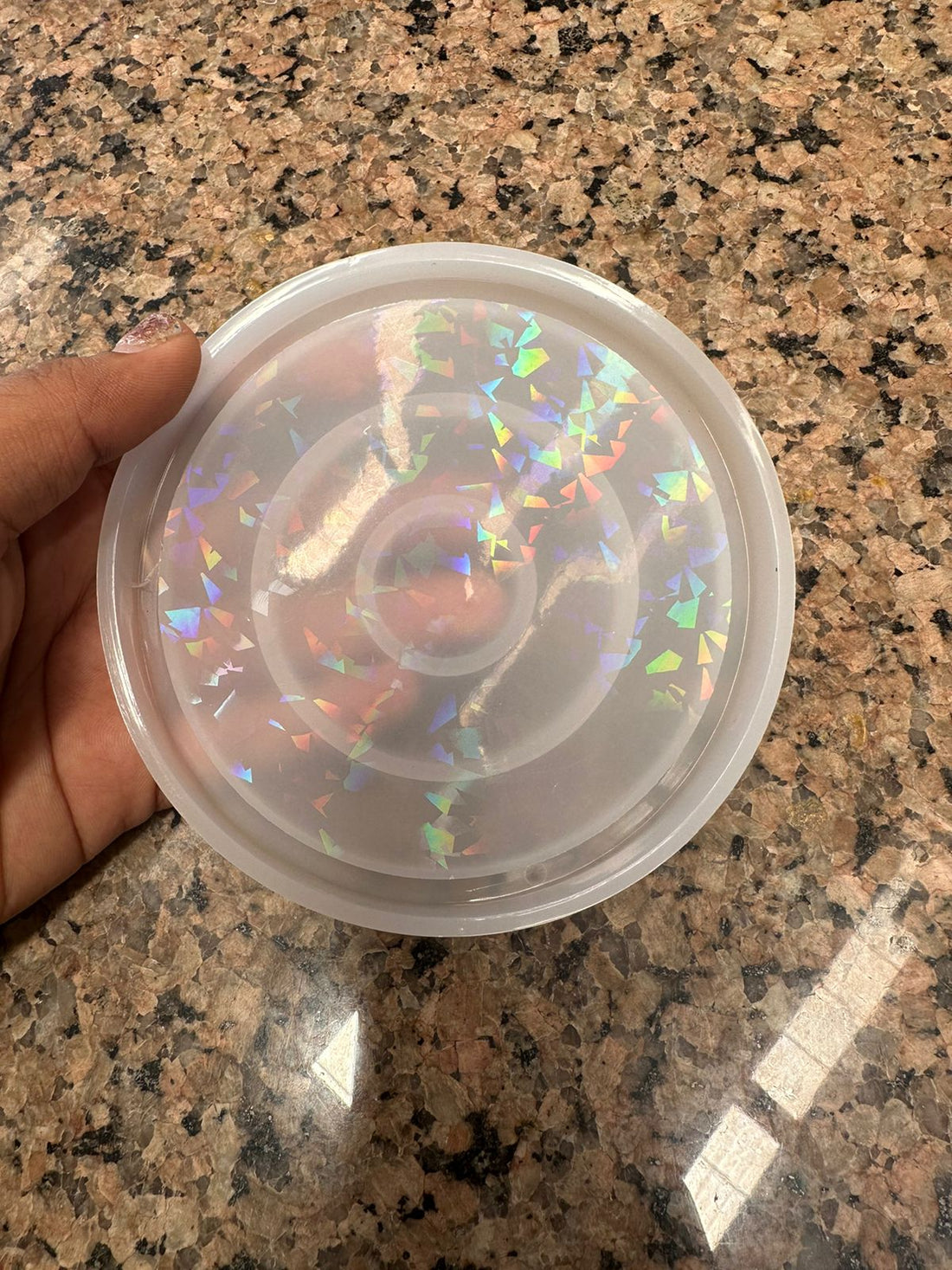 Holographic circle mould