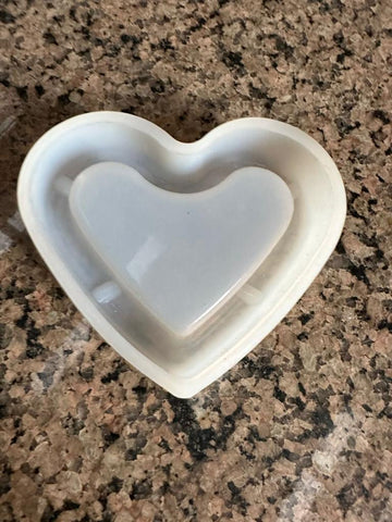 Heart ash tray