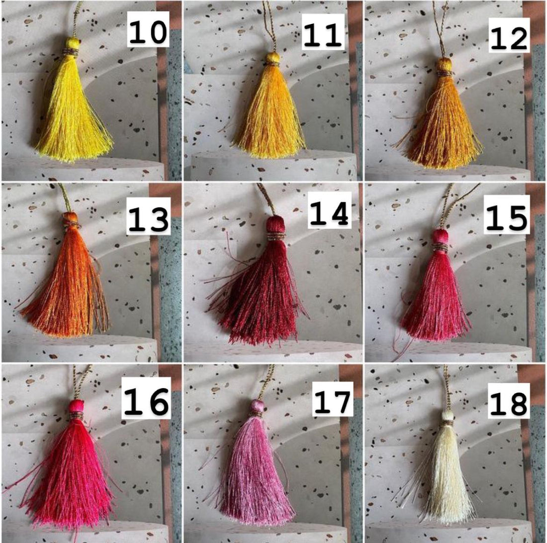 Single knot Tassels