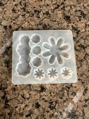 Flower clip mould