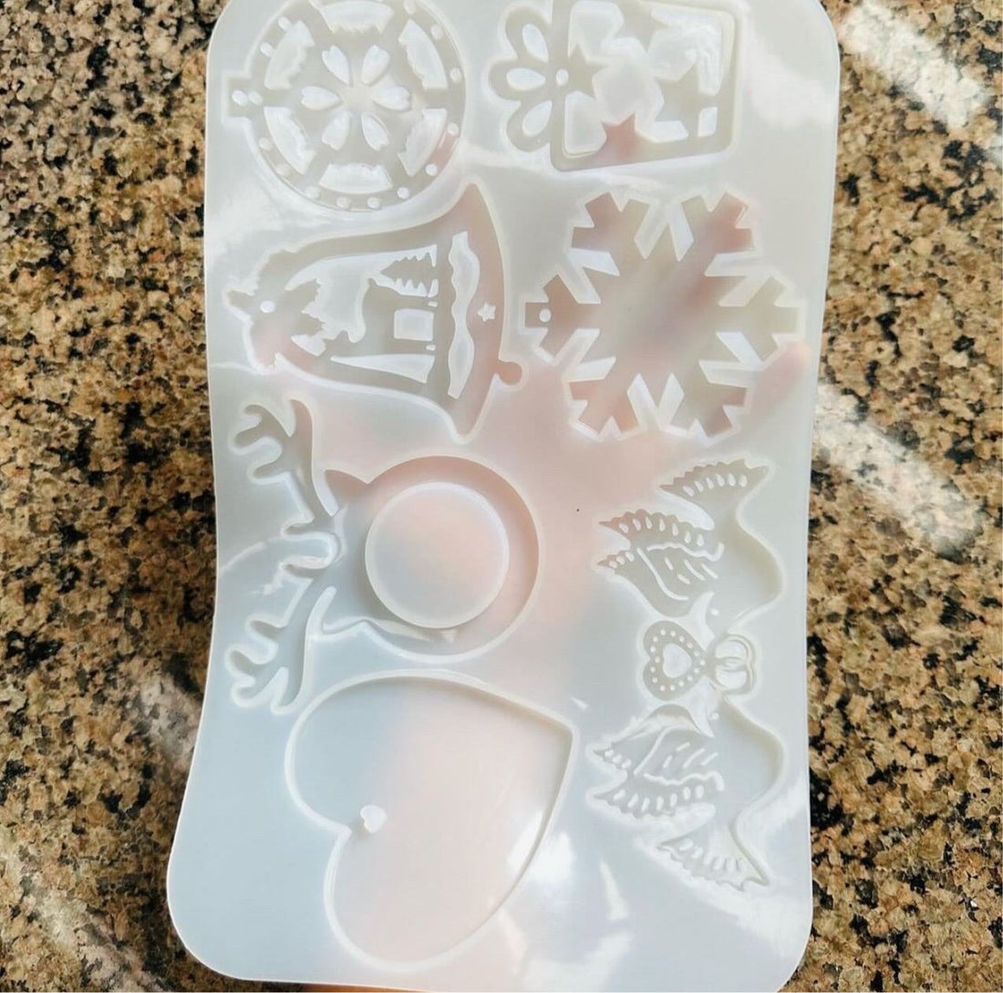 8 in 1 Christmas mould