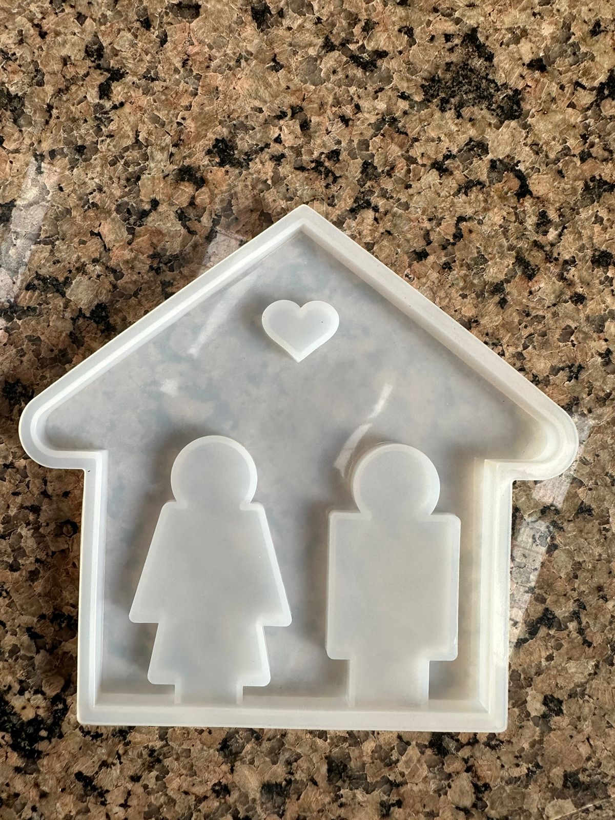 Couple home mould